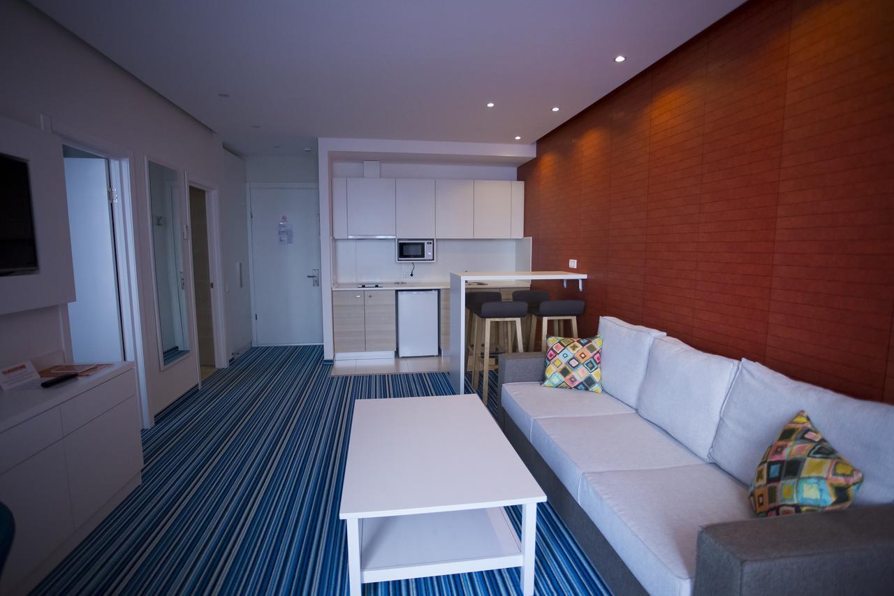 Aparthotel Tangerine Batumi Exterior photo