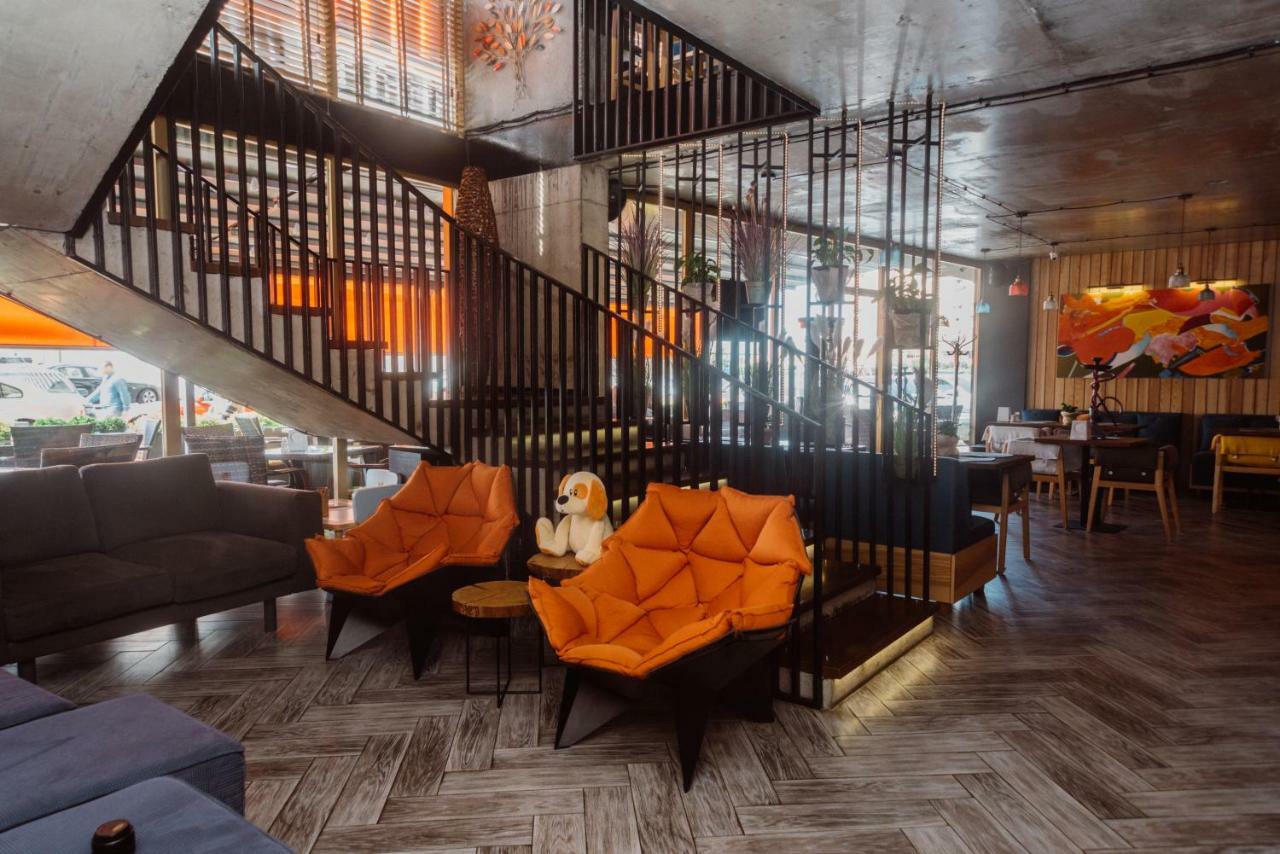 Aparthotel Tangerine Batumi Exterior photo