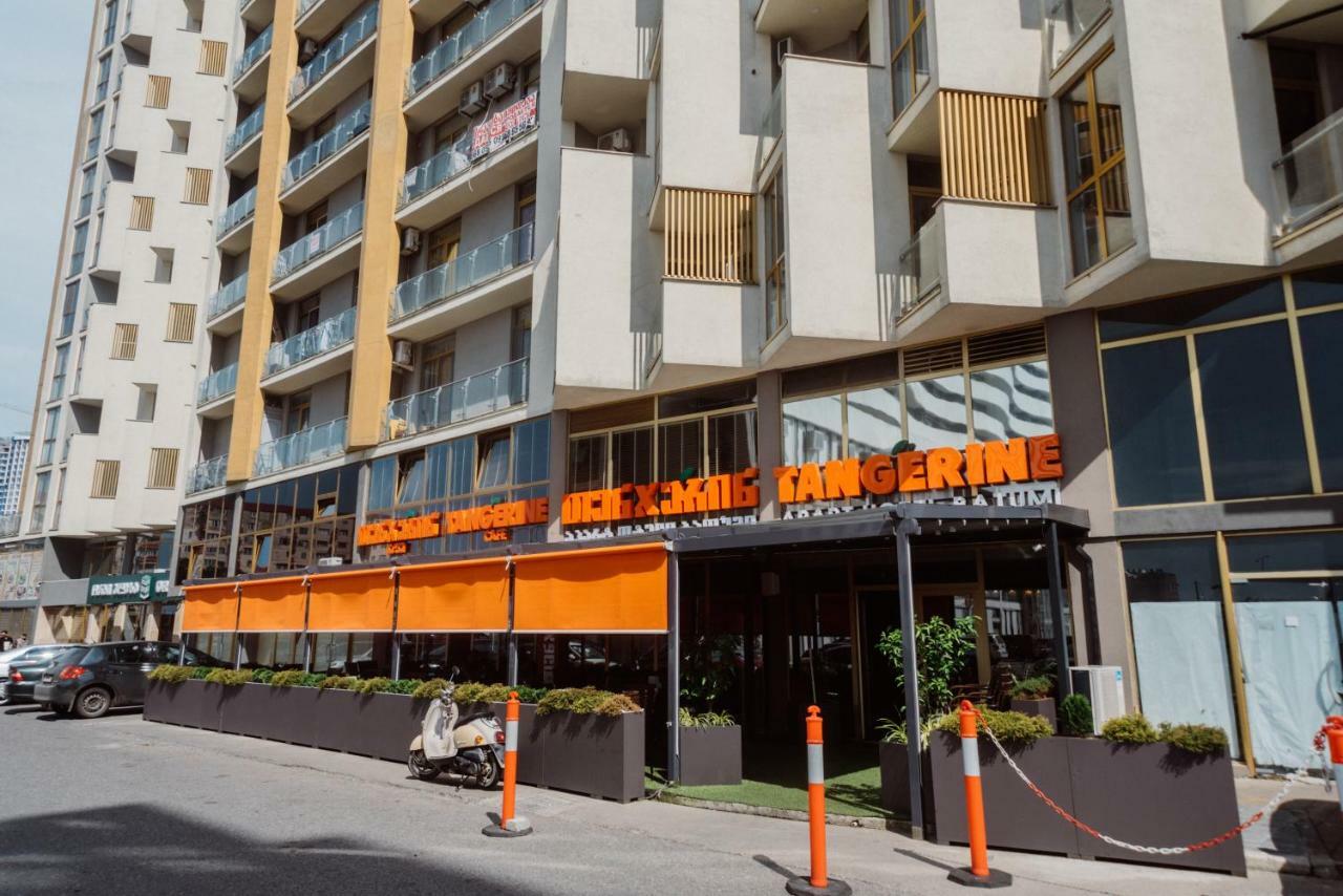 Aparthotel Tangerine Batumi Exterior photo